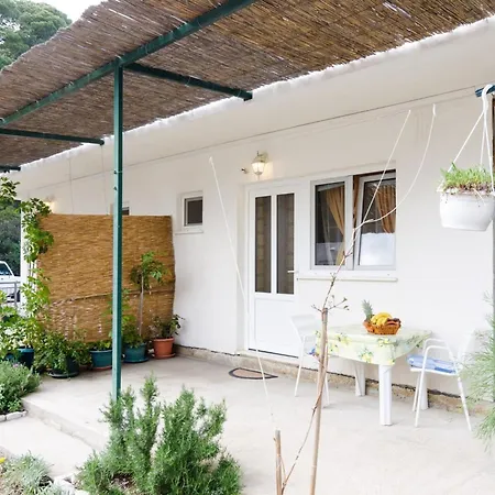 Skurla - With Terrace A1 Uti Apartman *